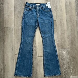 Abercrombie & Fitch Mid Rise Bootcut Jeans